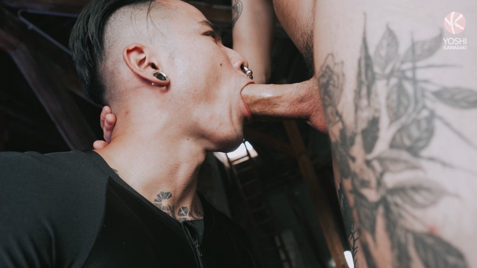 Throat Warmup With Fetish Dom Berlin